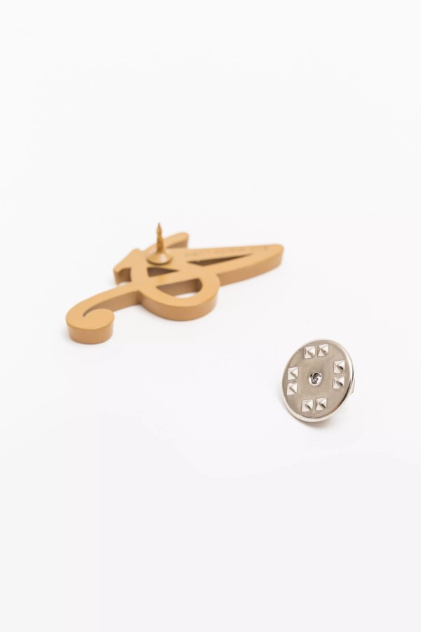 Axel Arigato Unterschriftennadel Kamel