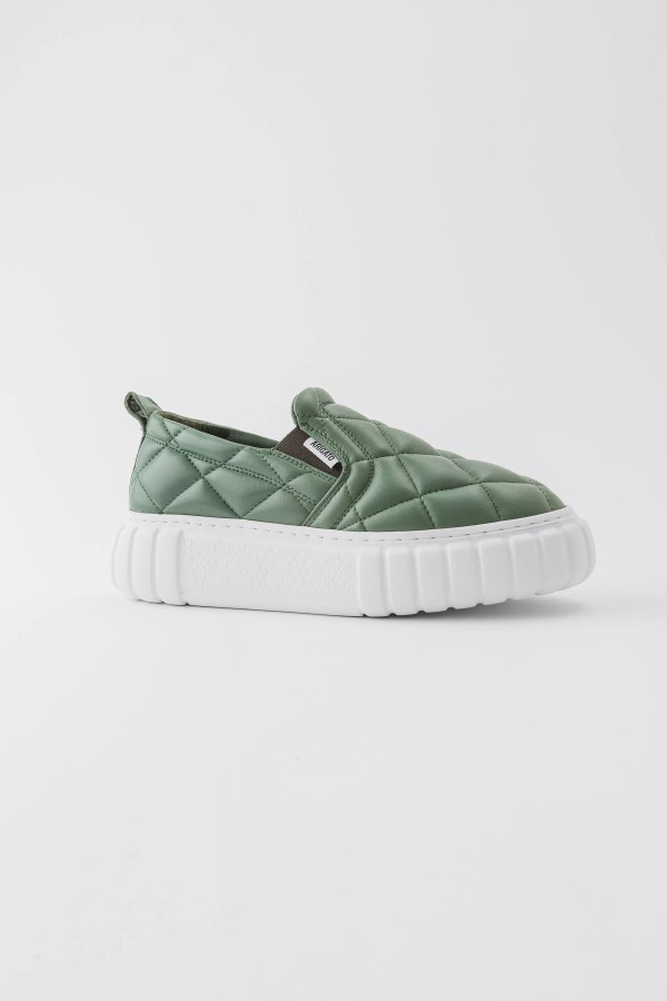 Haze Slip Auf Axel Arigato Salbei