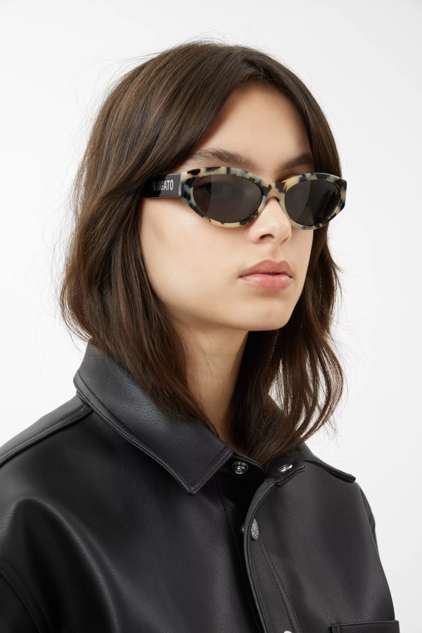 Tonia Cat-Eye-Sonnenbrille Axel Arigato Beige Turtle Black