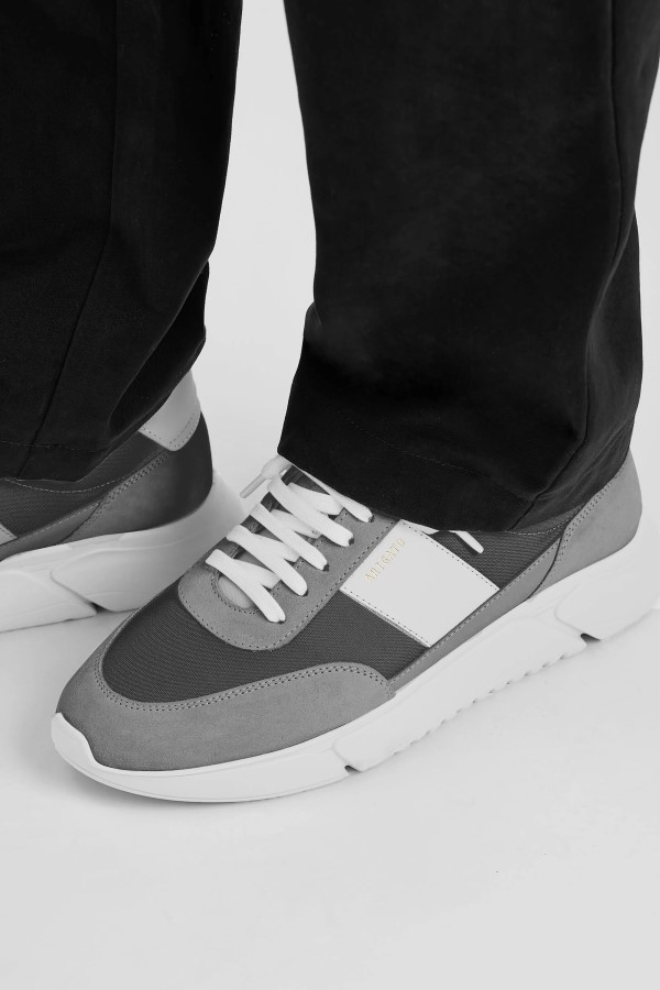 Genesis Vintage Runner Axel Arigato Schwarz Weiß