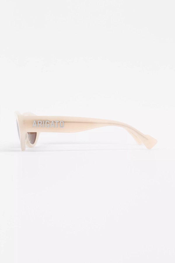 Tonia Cat-eye Sonnenbrille Milchig Pfirsichbraun Axel Arigato