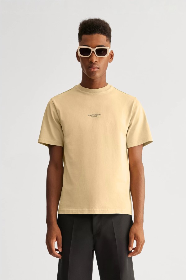 Focus Logo T-shirt Naturgelb Axel Arigato