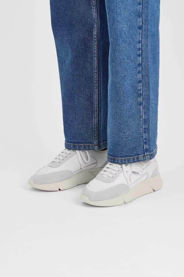 Genesis Streifen Biene Vogel Weiß Axel Arigato